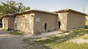 Replika obydlí v Catalhöyük, které byla postavena na základě zjištěných informací z vykopávek